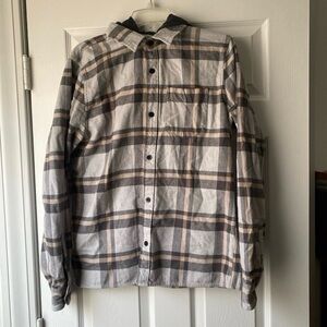 Hollister Gray Tan Plaid Flannel